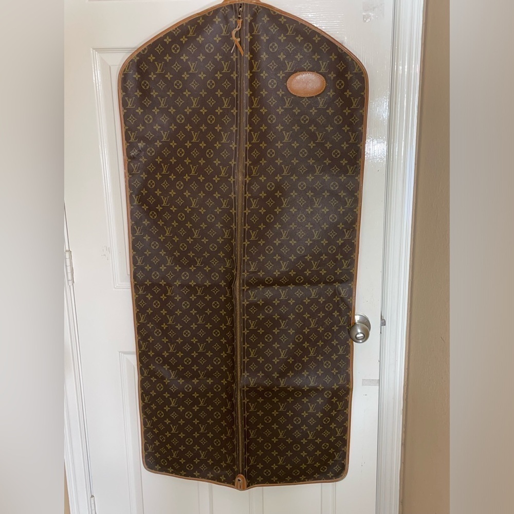 Vintage Louis Vuitton French Paper Tag Garment Bag. 2​​​​​​​​​​​​​